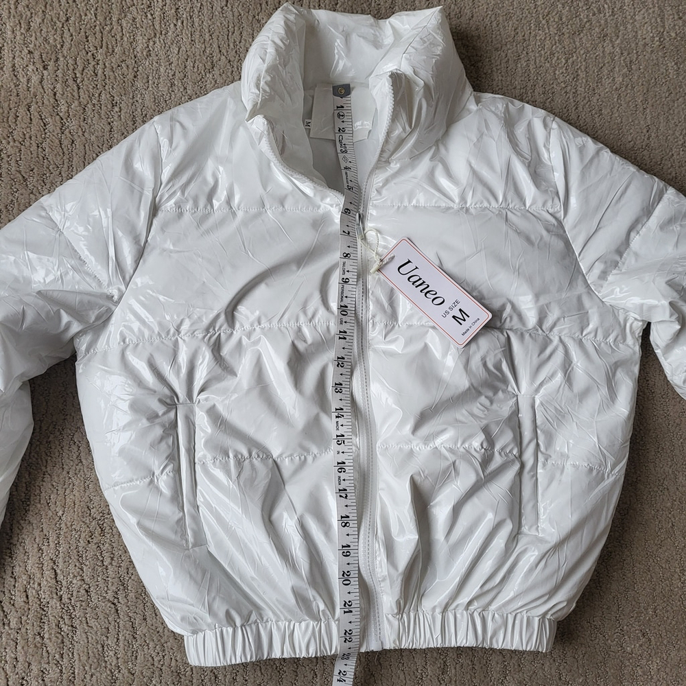 Women’s Shiny Cropped Puffer Jacket – Uaneo – White – Size M – NWT - Picture 4 of 12